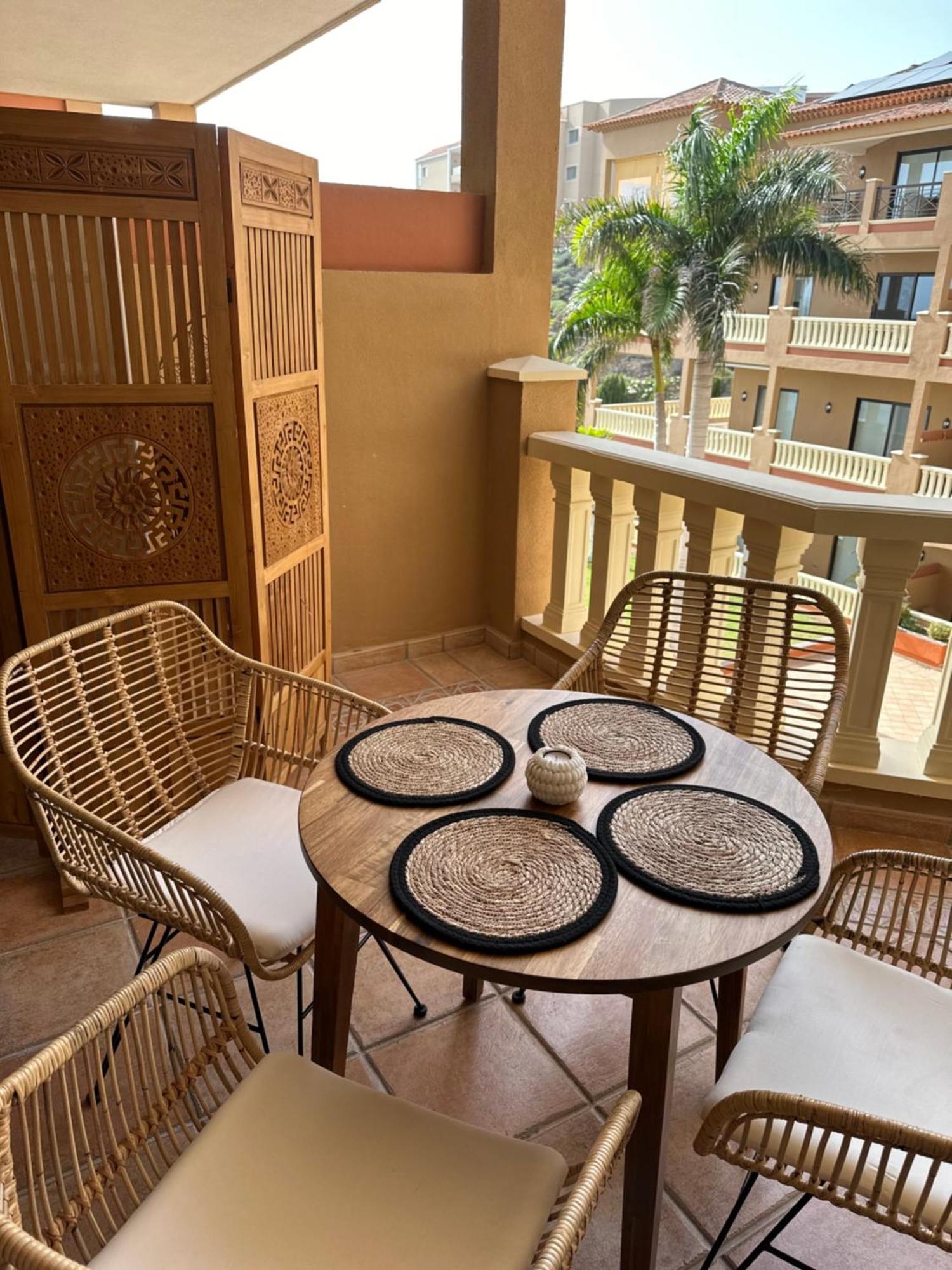 El Nautico Coral Suites San Miguel de Abona Dış mekan fotoğraf