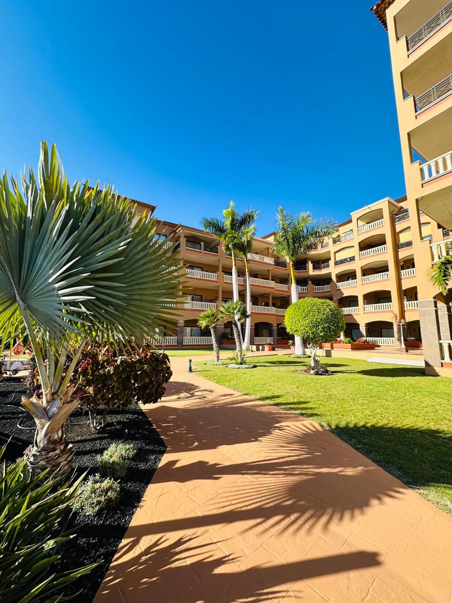 El Nautico Coral Suites San Miguel de Abona Dış mekan fotoğraf
