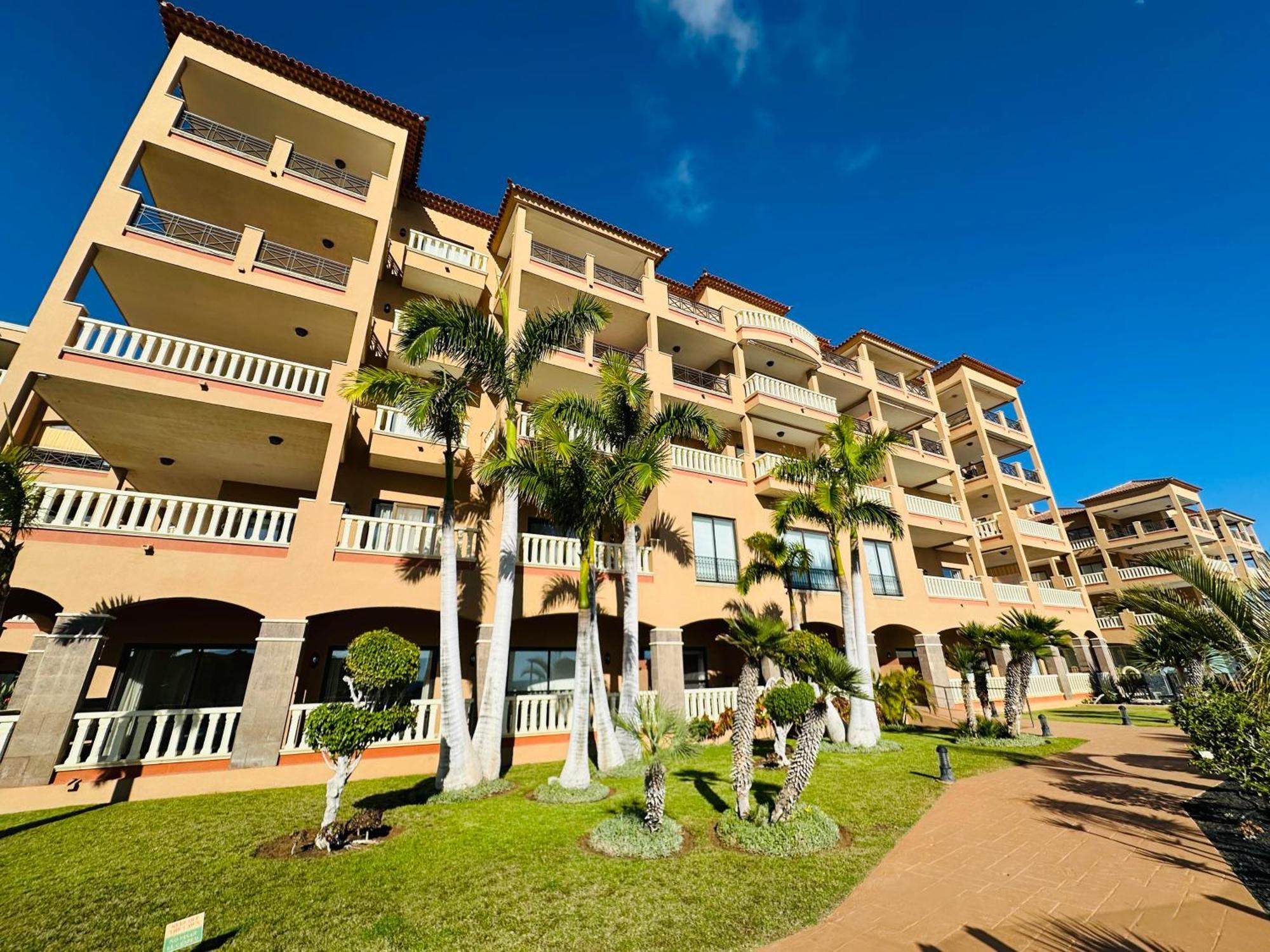 El Nautico Coral Suites San Miguel de Abona Dış mekan fotoğraf